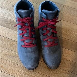 SOREL Harlow Conquest Boot